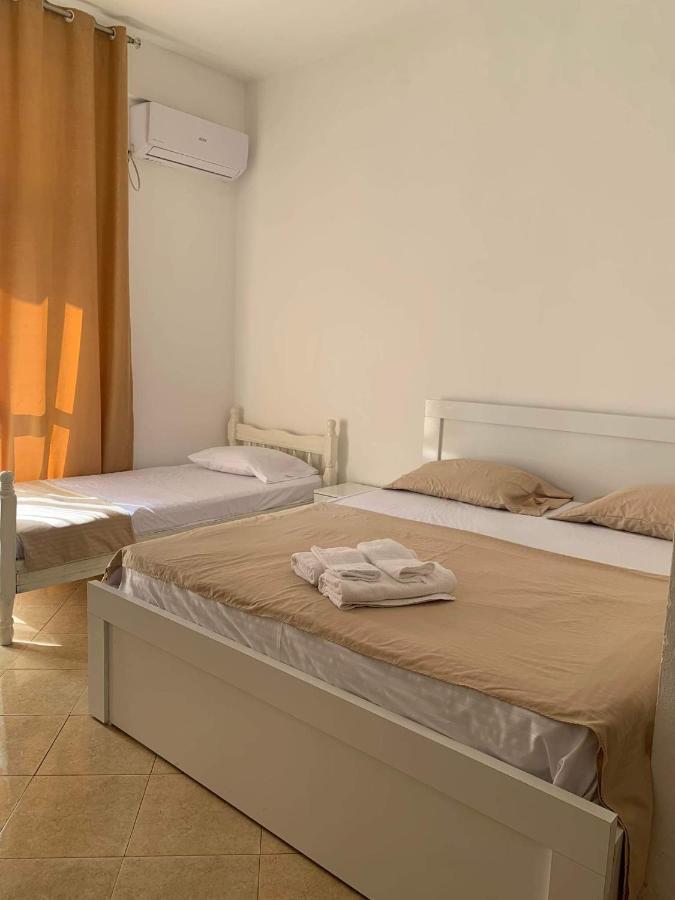 Elio'S Room ดูร์เรส ภายนอก รูปภาพ