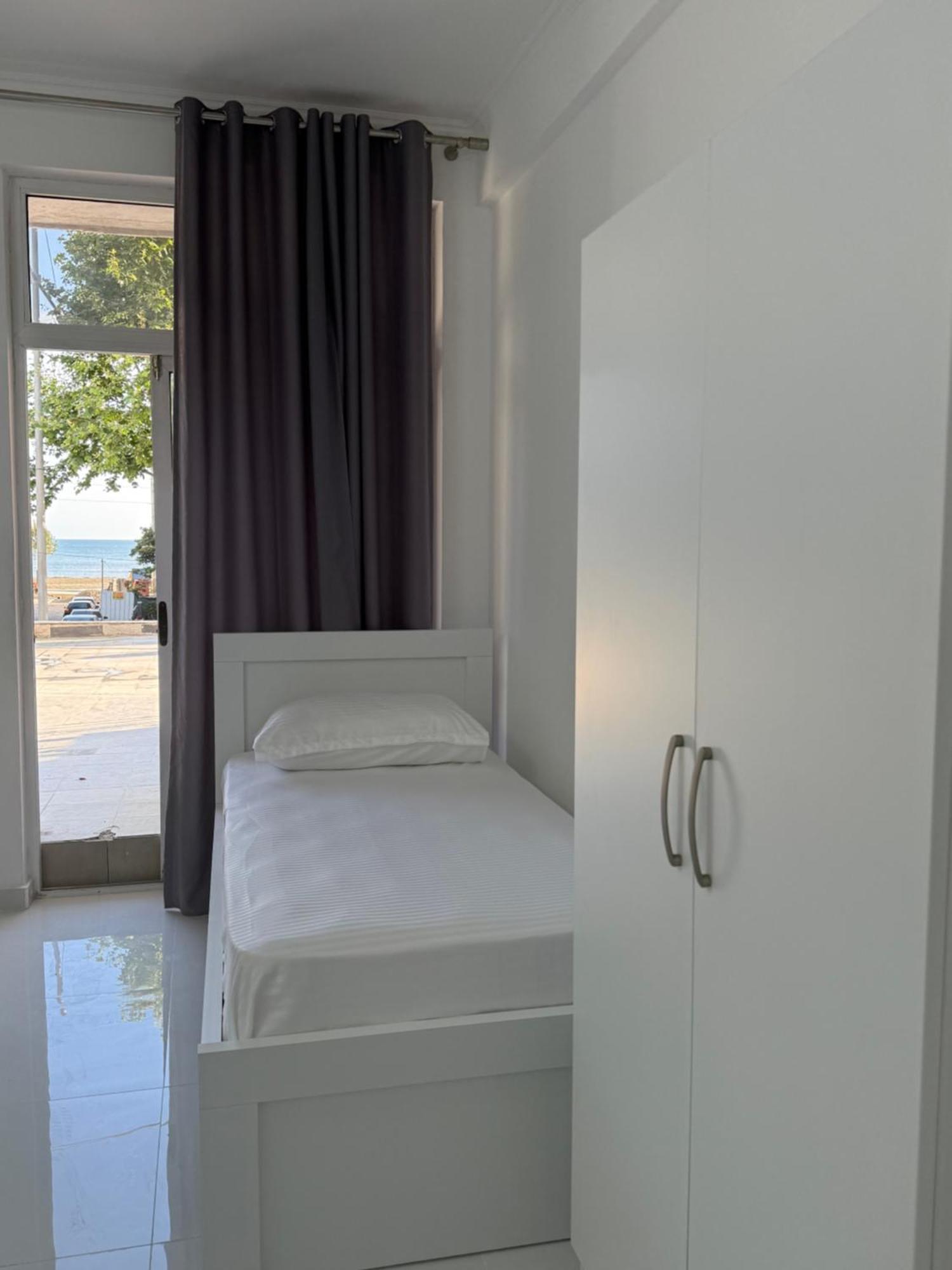 Elio'S Room ดูร์เรส ภายนอก รูปภาพ