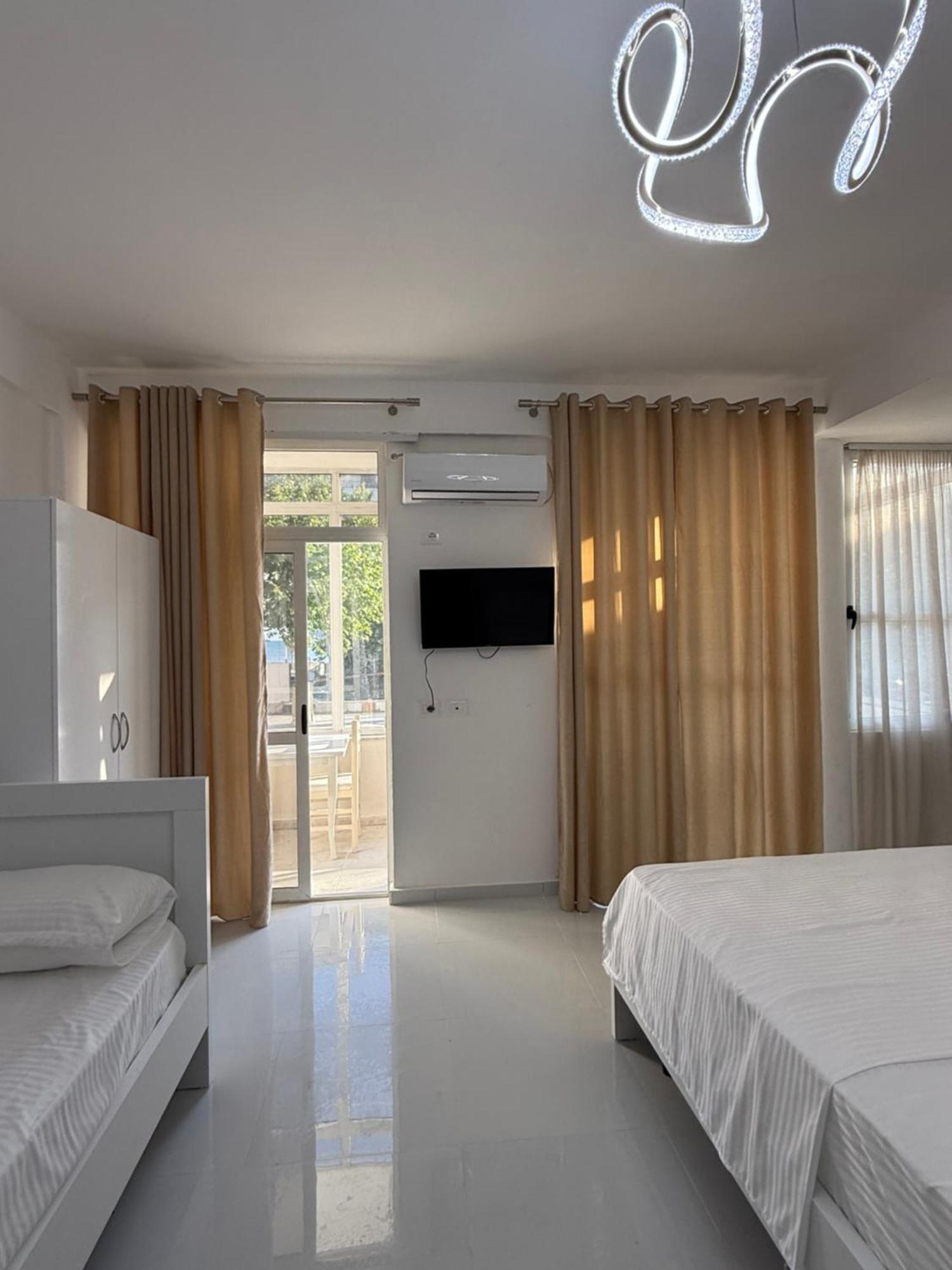 Elio'S Room ดูร์เรส ภายนอก รูปภาพ