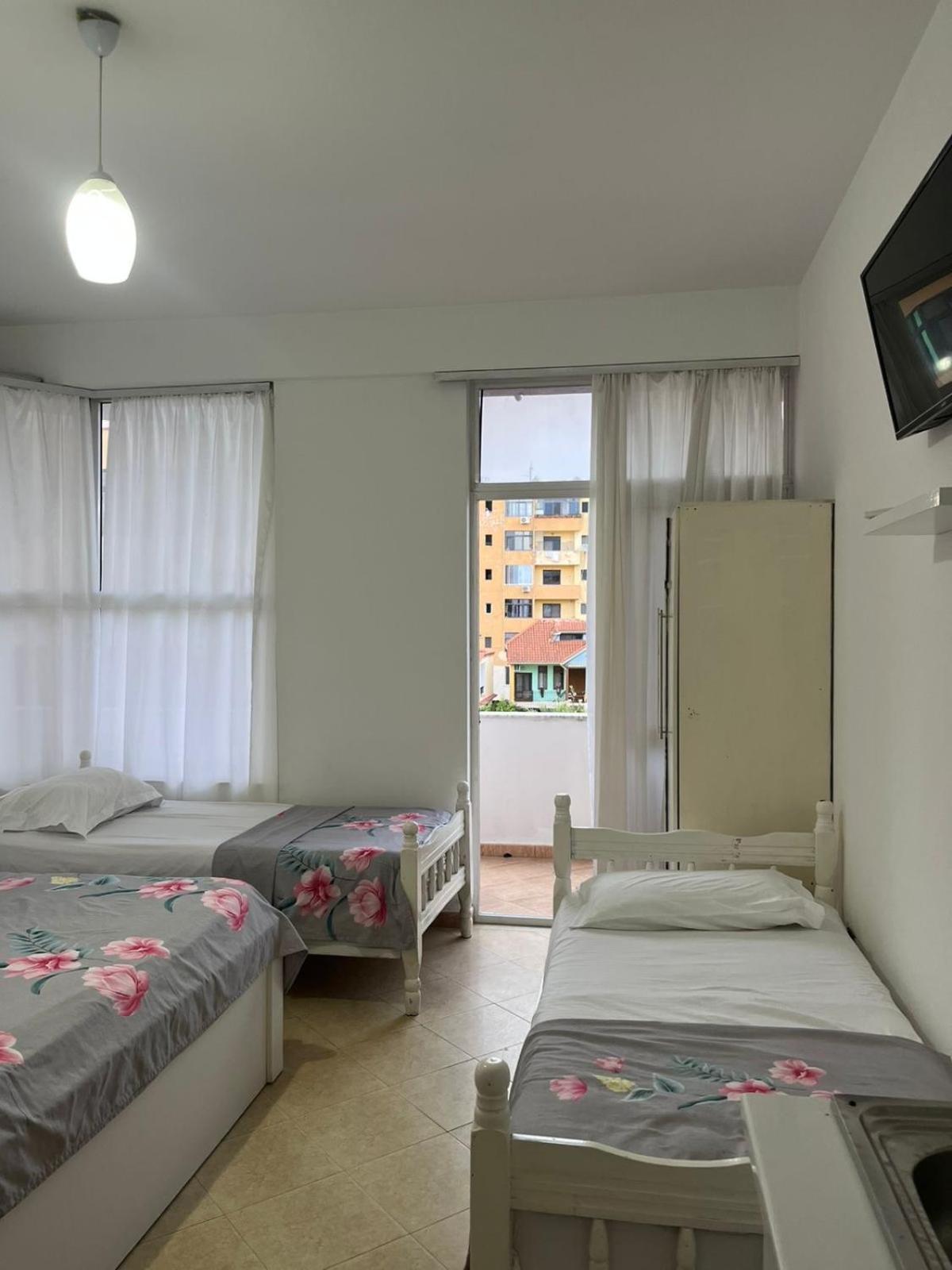 Elio'S Room ดูร์เรส ภายนอก รูปภาพ